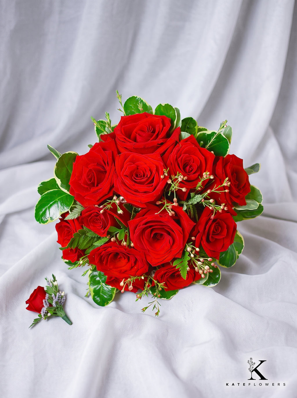 Bouquet de Novia de 12 Rosas Rojas