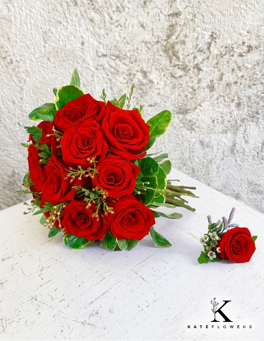 Bouquet de Novia de 12 Rosas Rojas Cód. B12RR