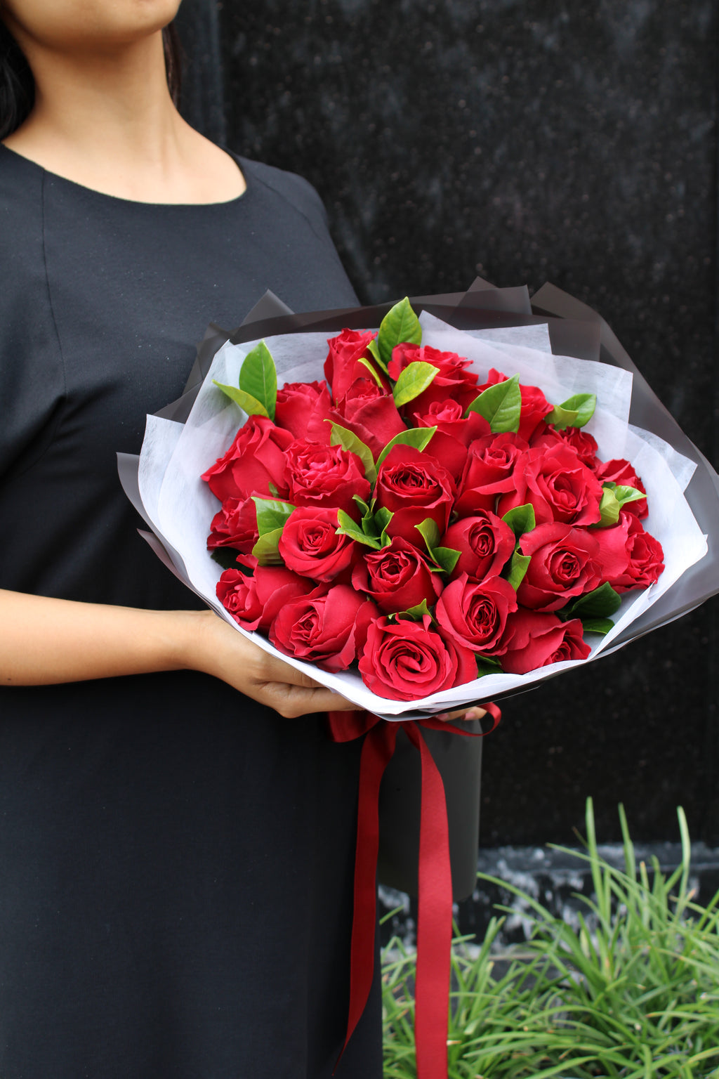 Ramo Amor Sólido - 24 rosas rojas