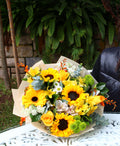 Ramo de 3 Girasoles, 3 rosas amarillas y Gerbera