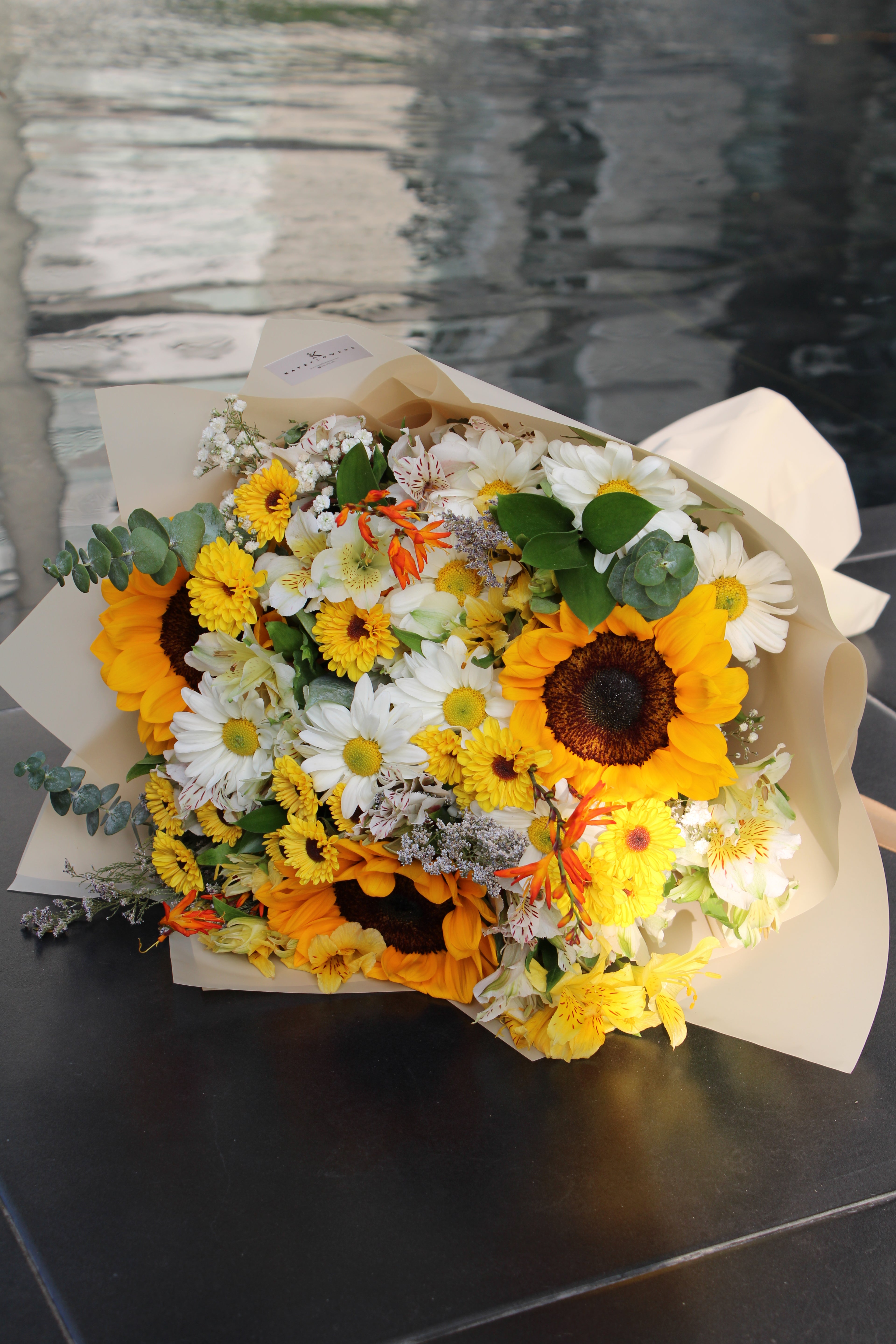Ramo primvaral de mix floral