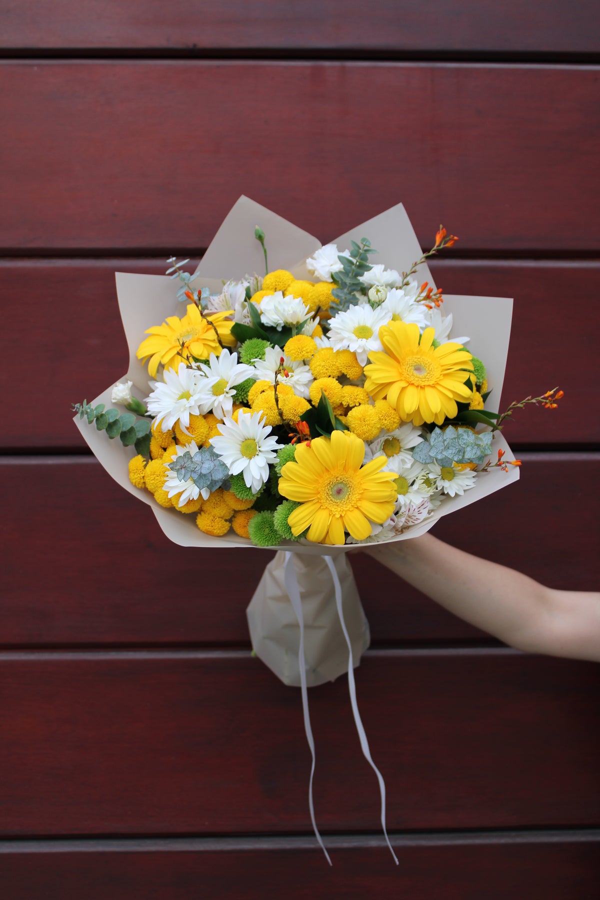Ramo de 3 gerberas y mix floral