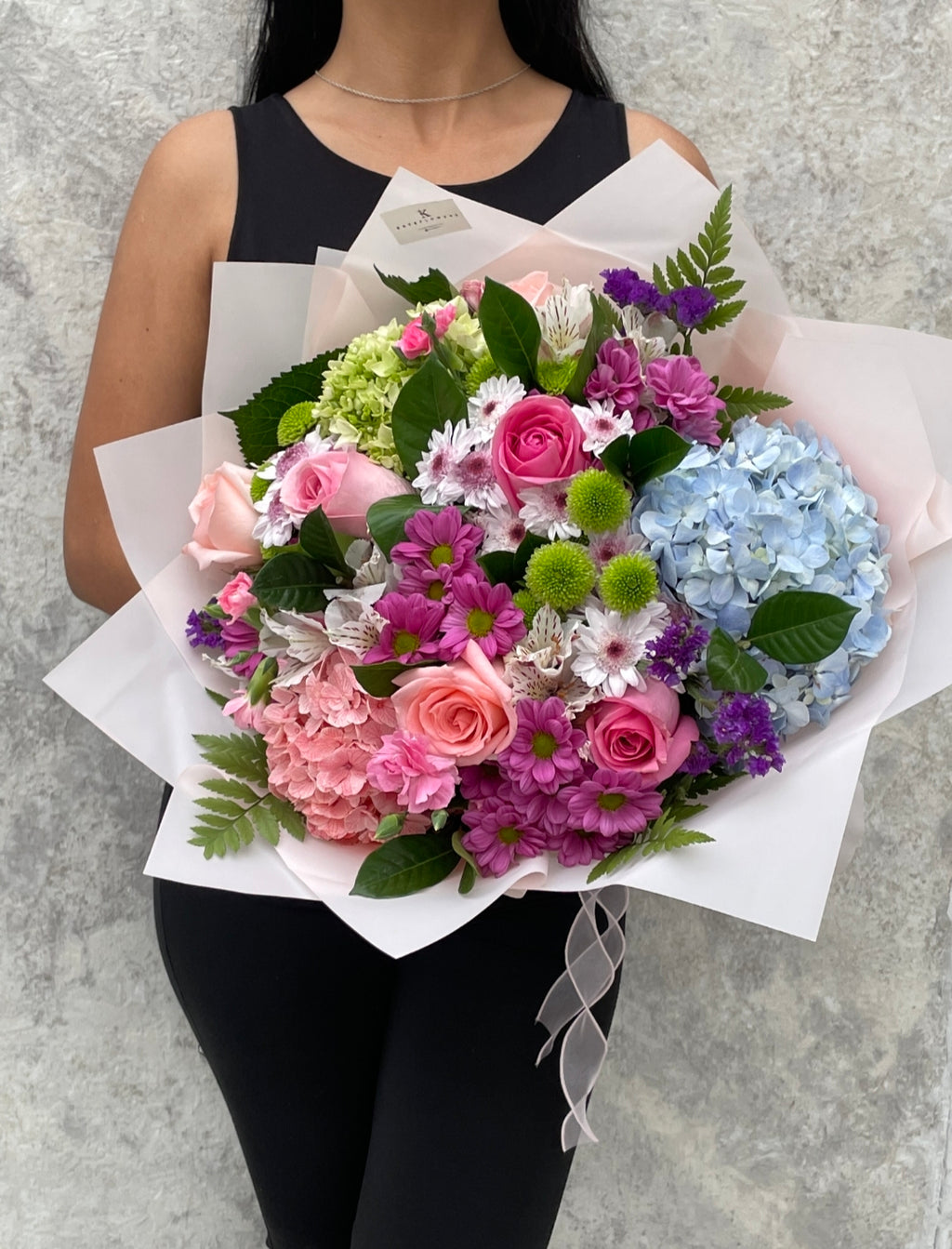 Ramo Dulce Romance - Rosas, Hortensias y Margaritas